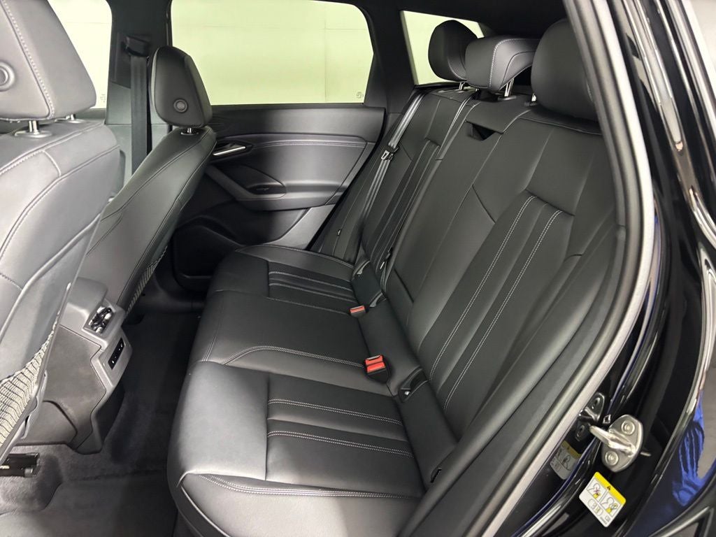 2027 Audi Q6 e-tron Premium quattro