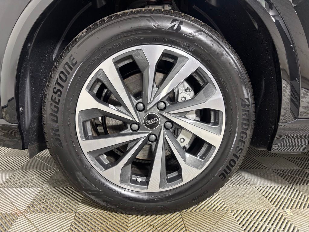 2027 Audi Q6 e-tron Premium quattro