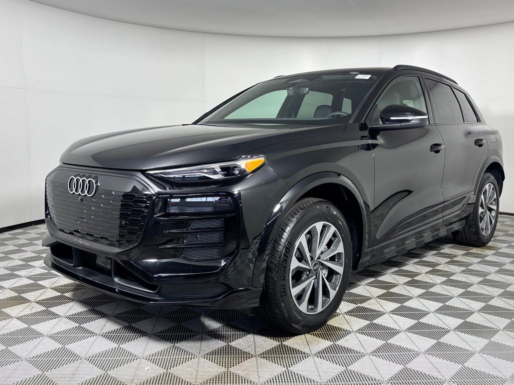 2027 Audi Q6 e-tron Premium quattro