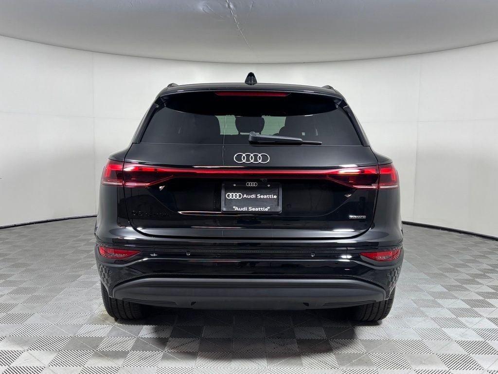 2027 Audi Q6 e-tron Premium quattro