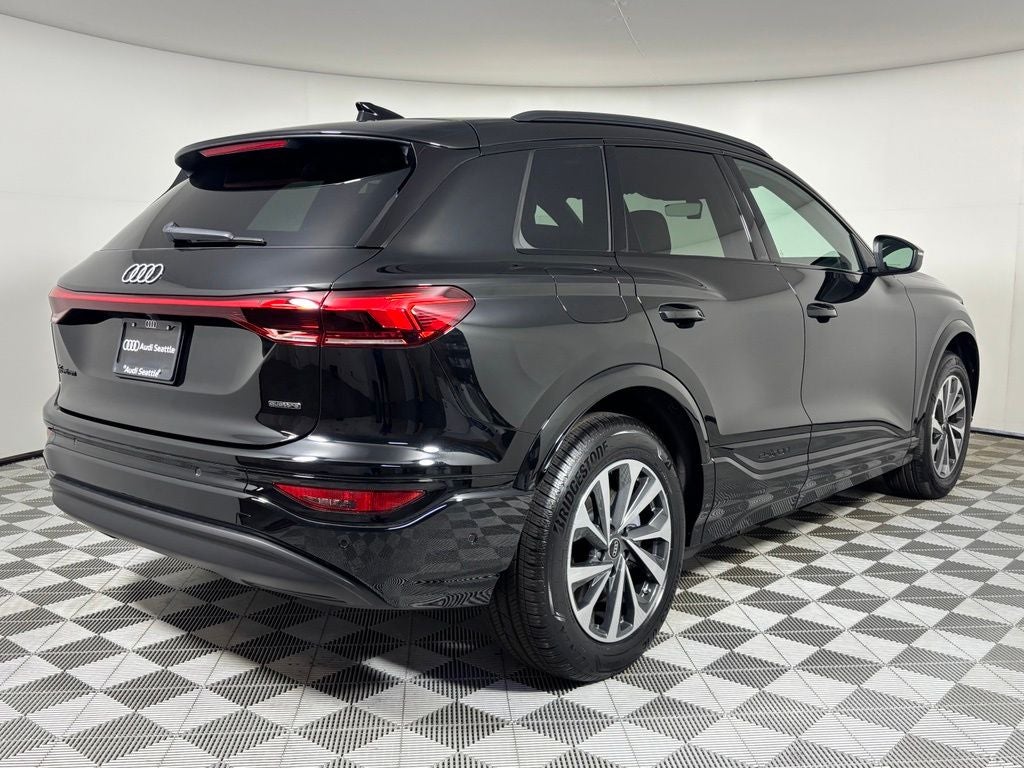 2027 Audi Q6 e-tron Premium quattro