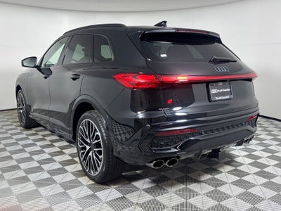 2027 Audi Q6 e-tron Premium quattro
