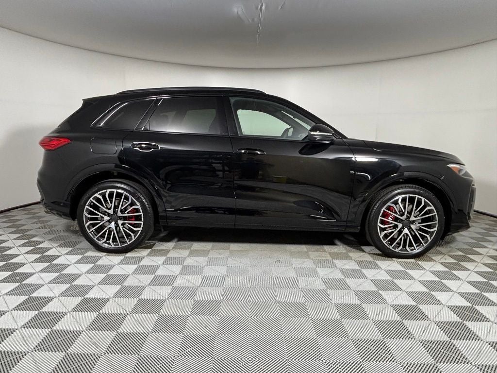 2027 Audi Q6 e-tron Premium quattro
