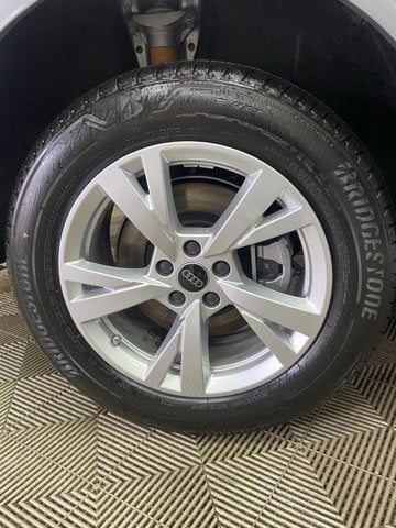 2025 Audi Q5 Premium