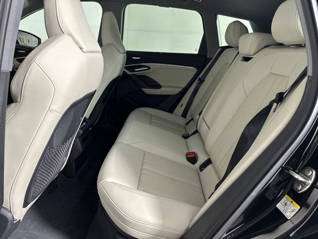 2025 Audi Q6 e-tron Premium Plus