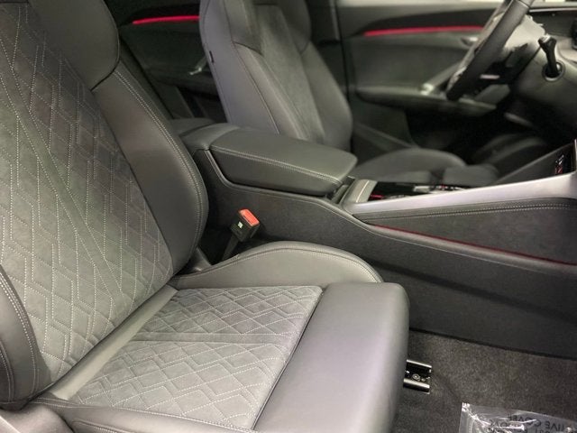 2025 Audi SQ5 Premium Plus