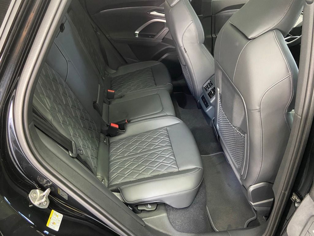 2026 Audi SQ5 Premium Plus quattro