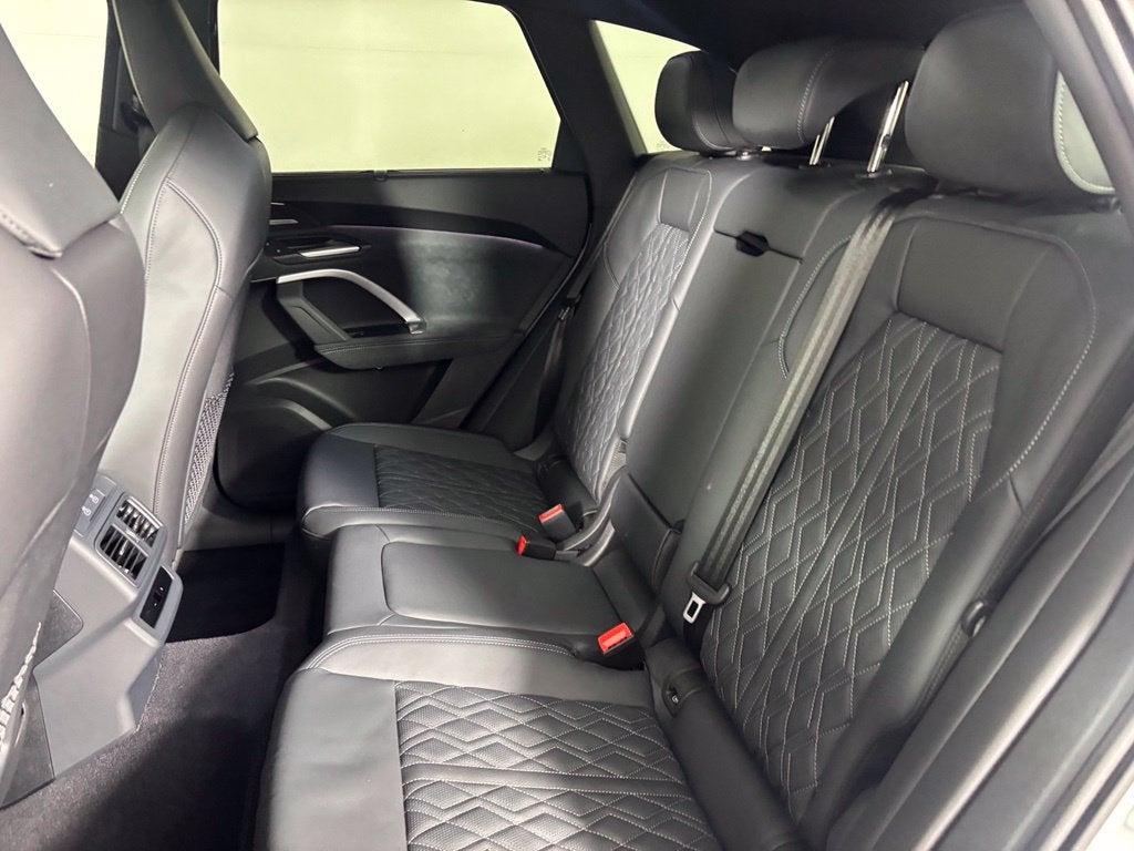 2026 Audi SQ5 Premium Plus quattro