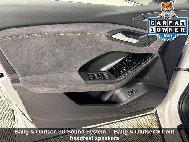 2025 Audi SQ6 e-tron Premium Plus