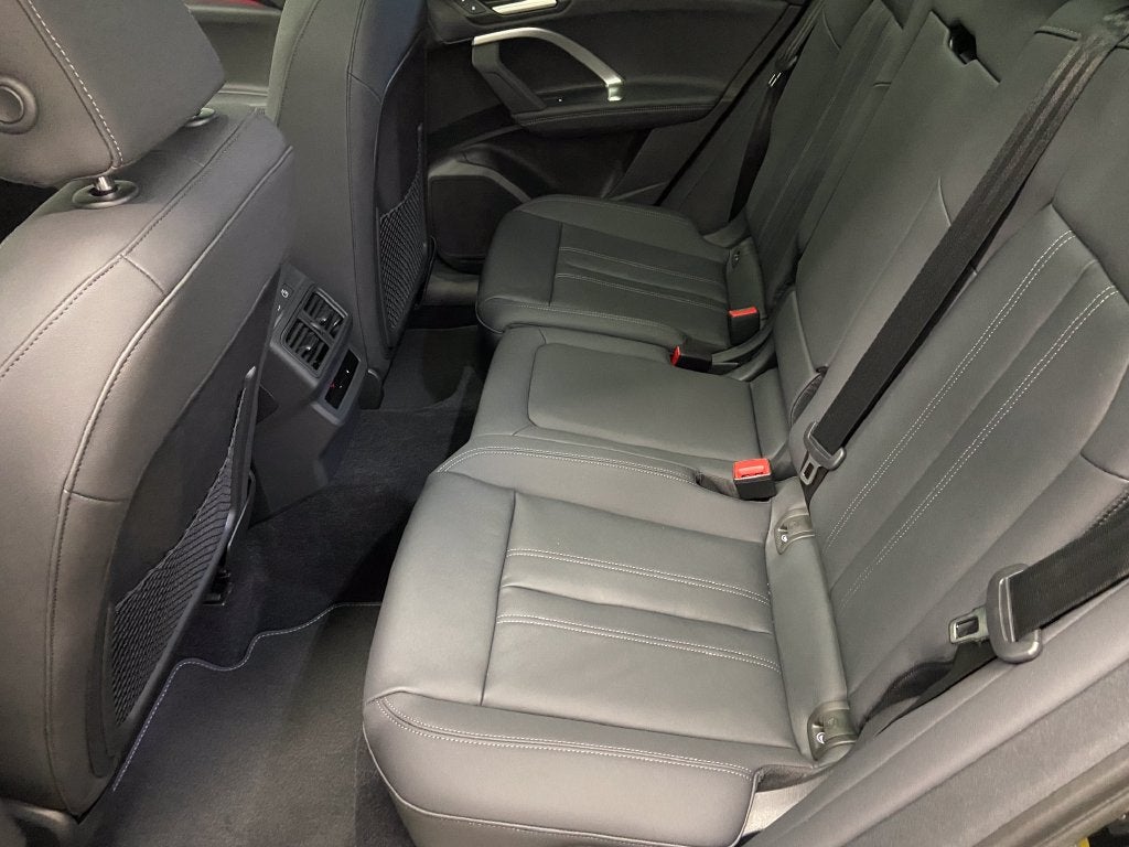 2026 Audi Q5 2.0T Premium Plus quattro