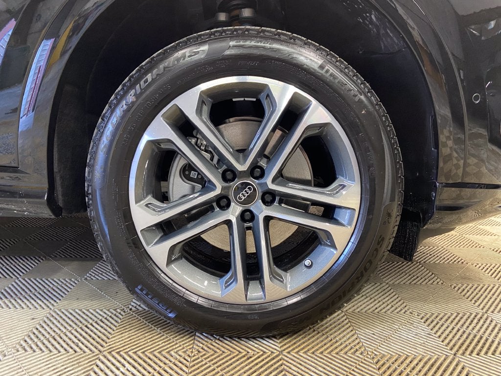2026 Audi Q5 2.0T Premium Plus quattro