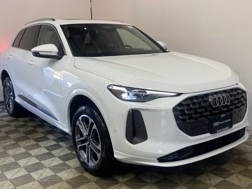 2025 Audi Q5 Premium Plus