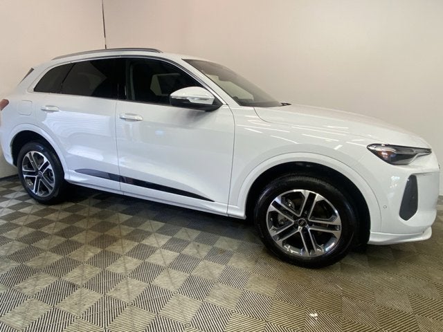 2025 Audi Q5 Premium Plus