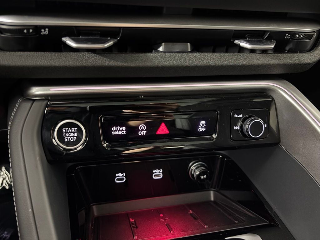 2026 Audi Q5 2.0T Premium Plus quattro