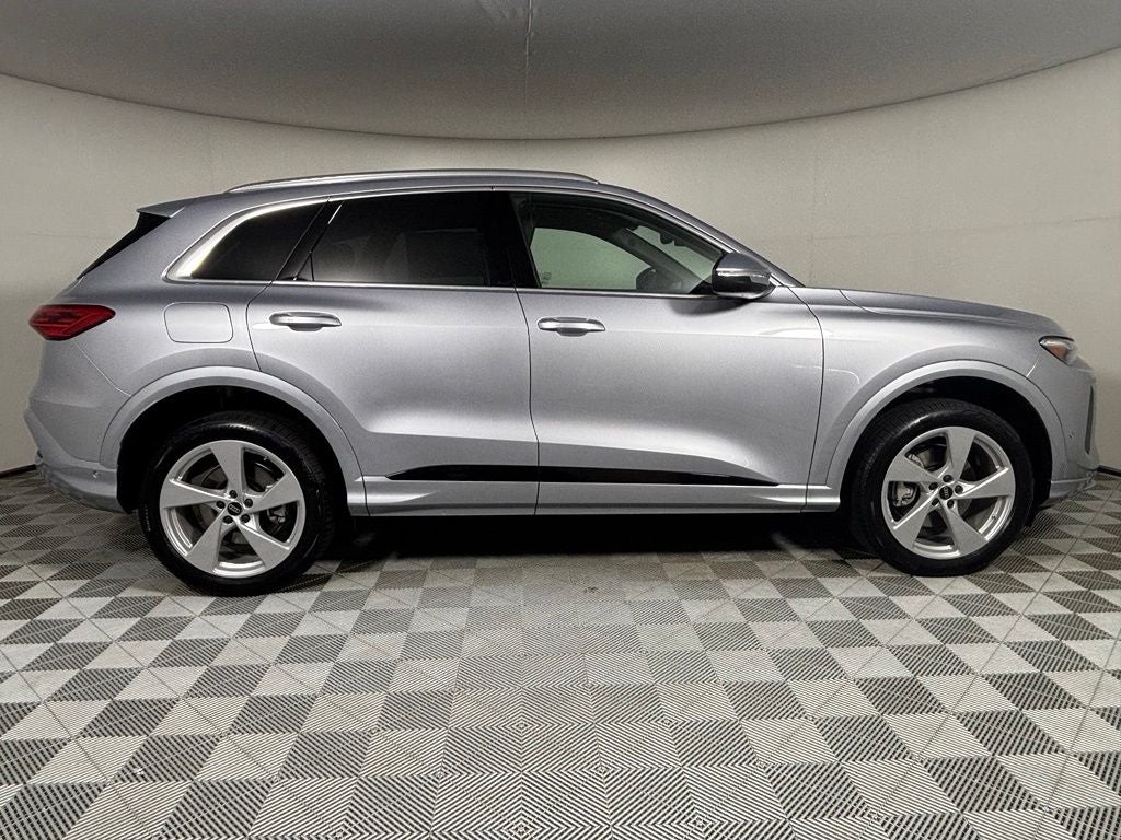 2026 Audi Q5 2.0T Premium Plus quattro