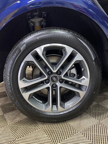 2025 Audi Q5 Premium Plus