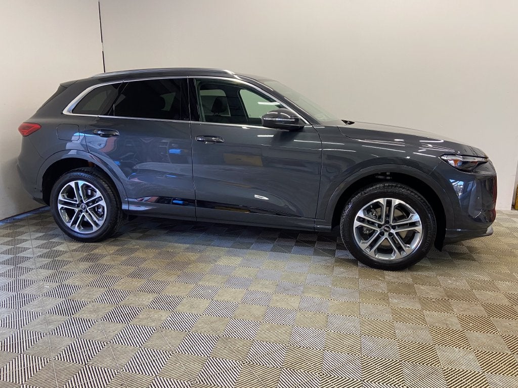 2026 Audi Q5 2.0T Premium Plus quattro