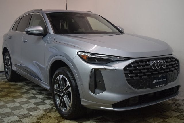 2025 Audi Q5 Premium Plus