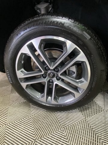 2025 Audi Q5 Premium Plus