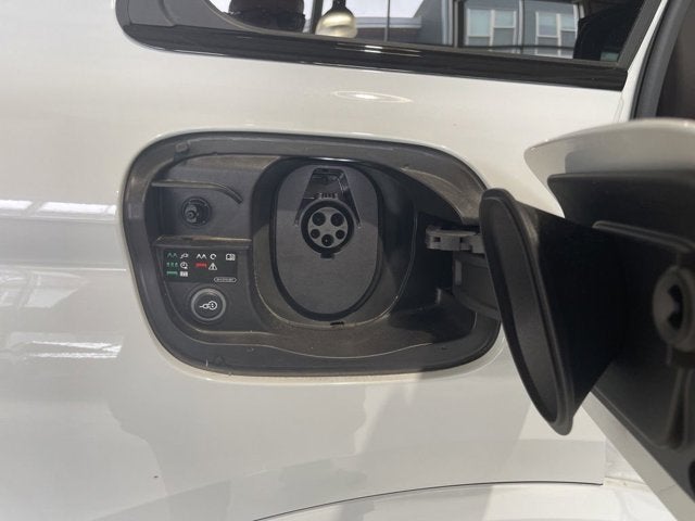 2025 Audi Q6 e-tron Prestige