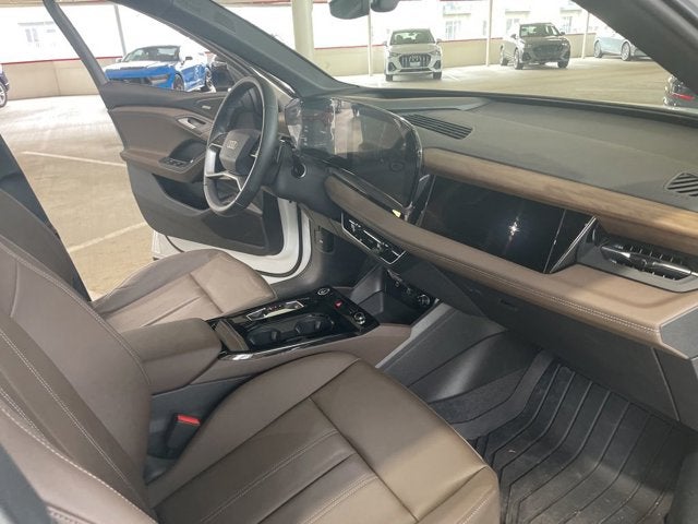 2025 Audi Q6 e-tron Prestige