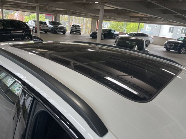 2025 Audi Q6 e-tron Prestige