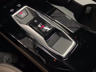 2027 Audi Q6 e-tron Prestige quattro