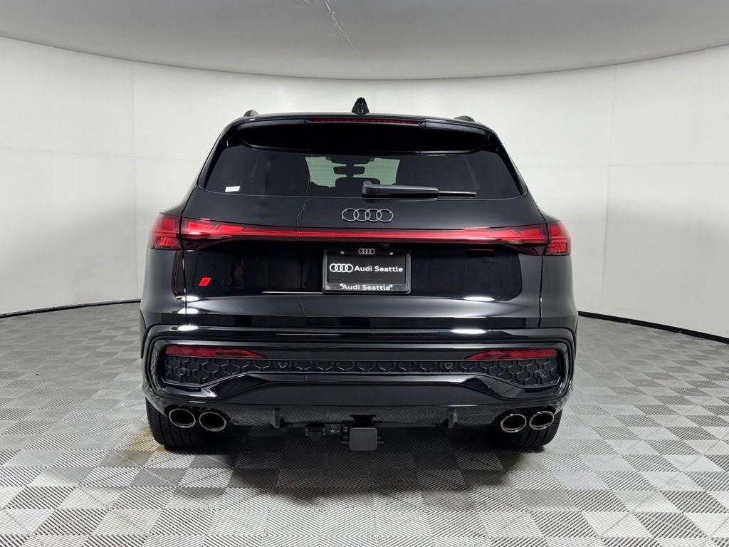 2026 Audi SQ5 Prestige quattro