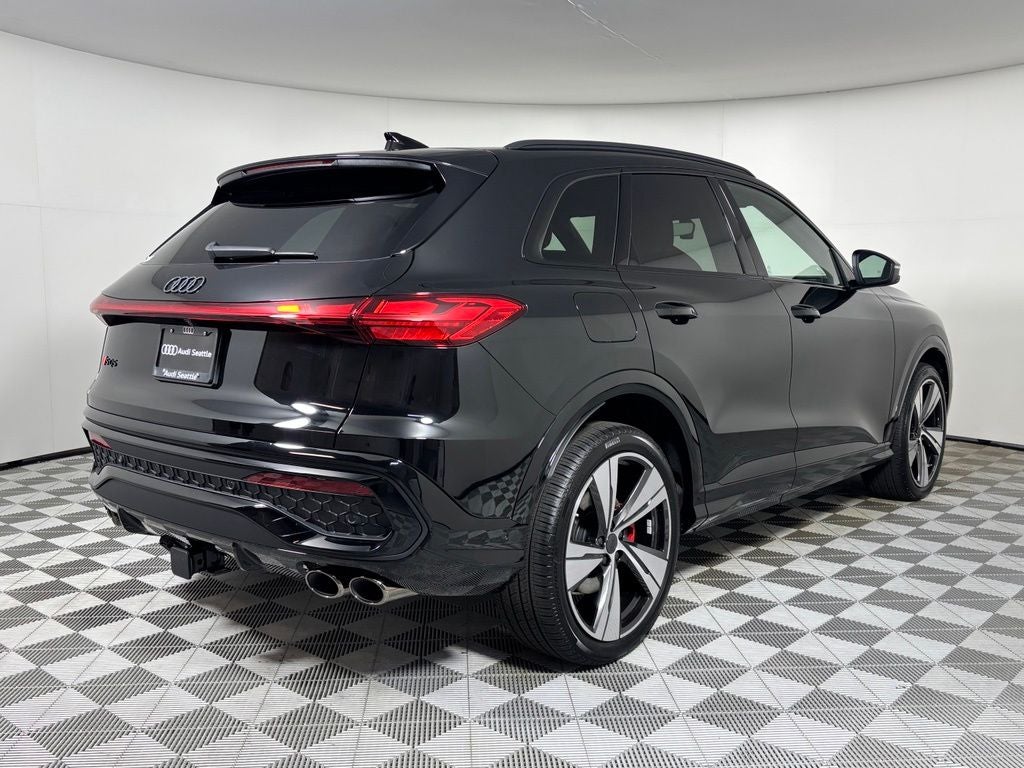 2026 Audi SQ5 Prestige quattro