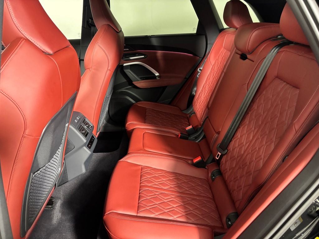 2026 Audi SQ5 Prestige quattro