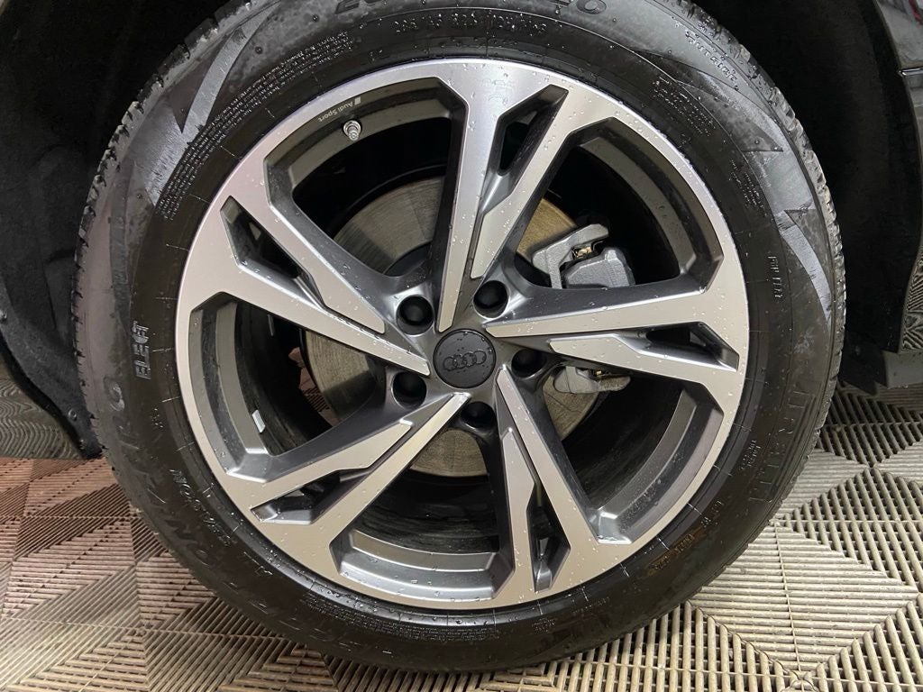 2027 Audi Q6 e-tron Premium Plus quattro