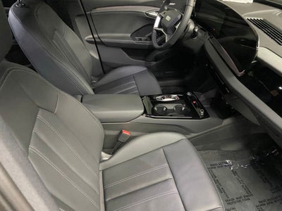 2027 Audi Q6 e-tron Premium Plus quattro