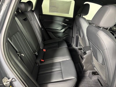 2027 Audi Q6 e-tron Premium Plus quattro