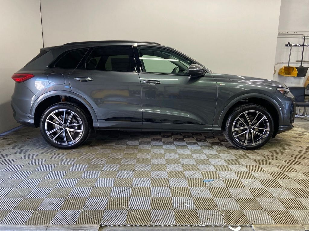 2026 Audi Q5 2.0T Premium Plus quattro