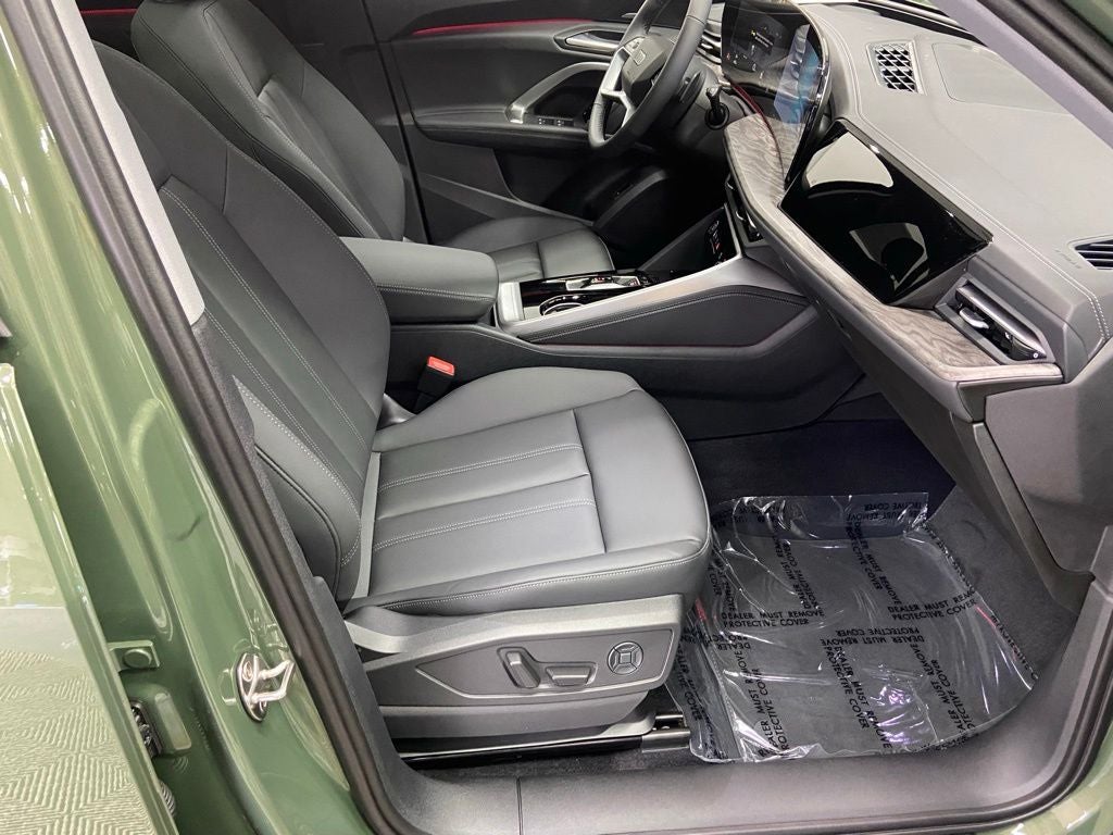 2026 Audi Q5 2.0T Premium Plus quattro