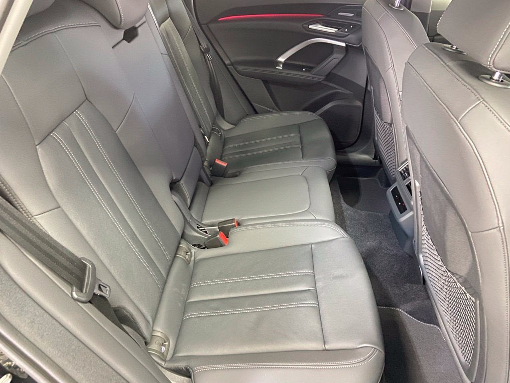 2026 Audi Q5 2.0T Premium Plus quattro