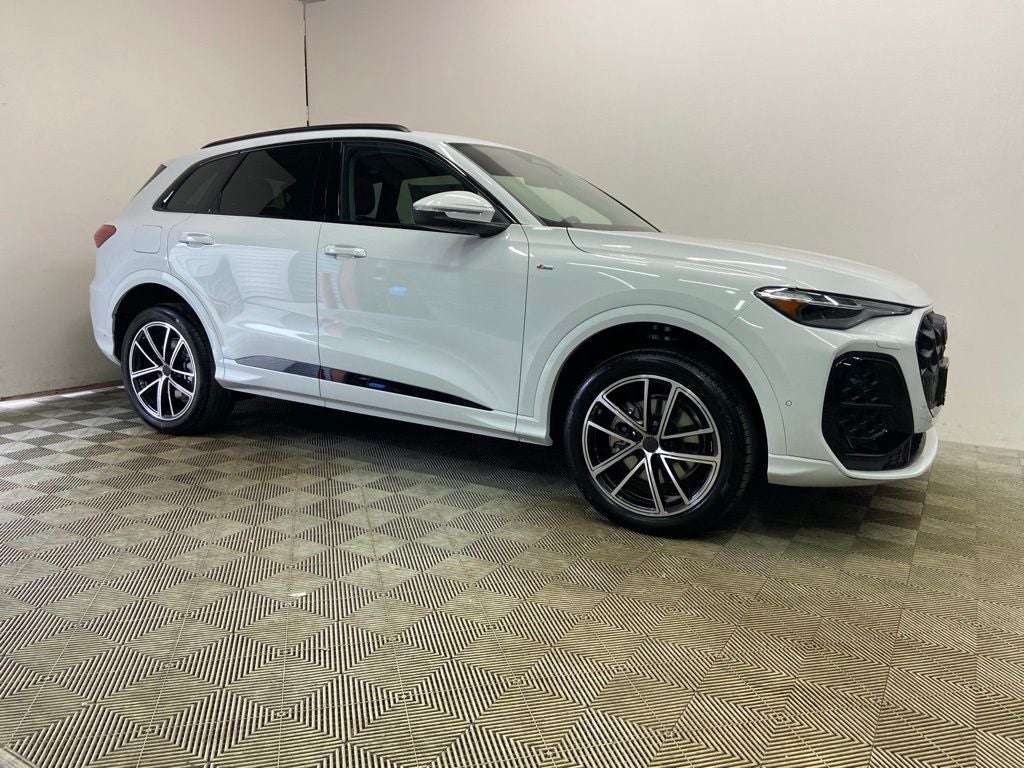 2026 Audi Q5 2.0T Premium Plus quattro