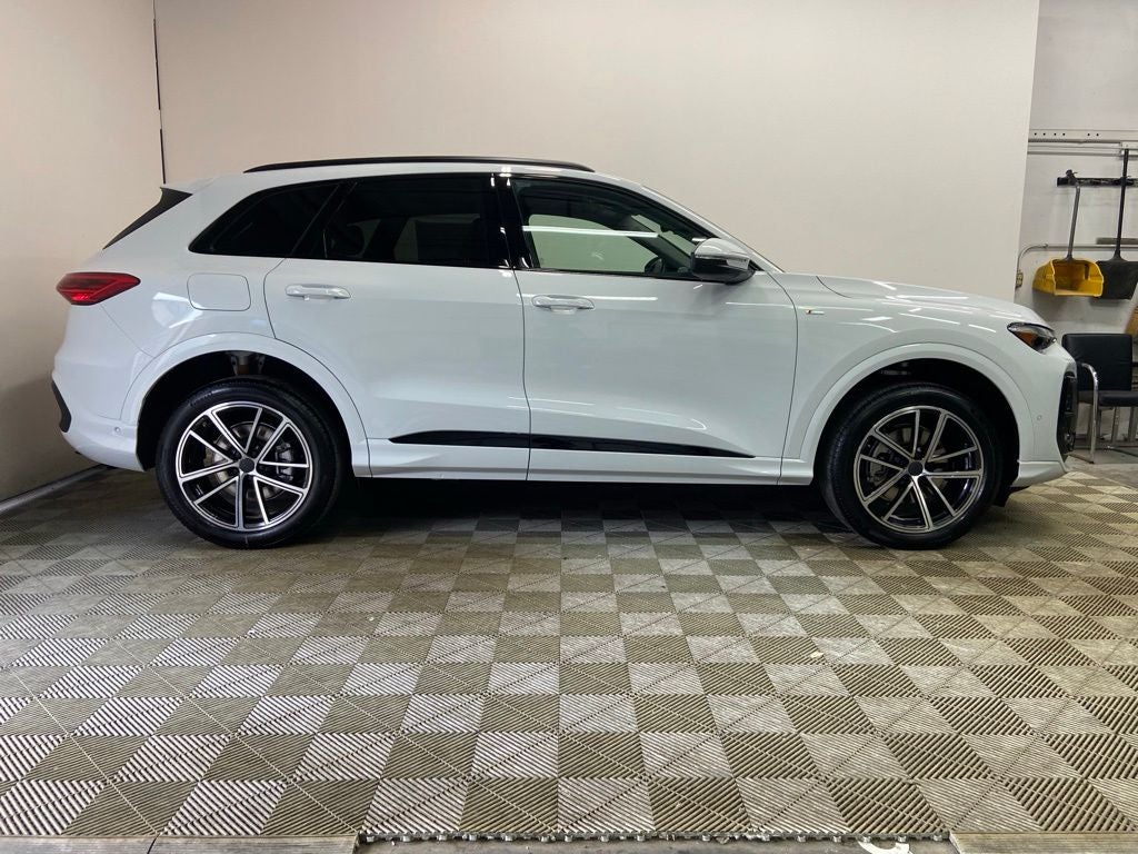 2026 Audi Q5 2.0T Premium Plus quattro