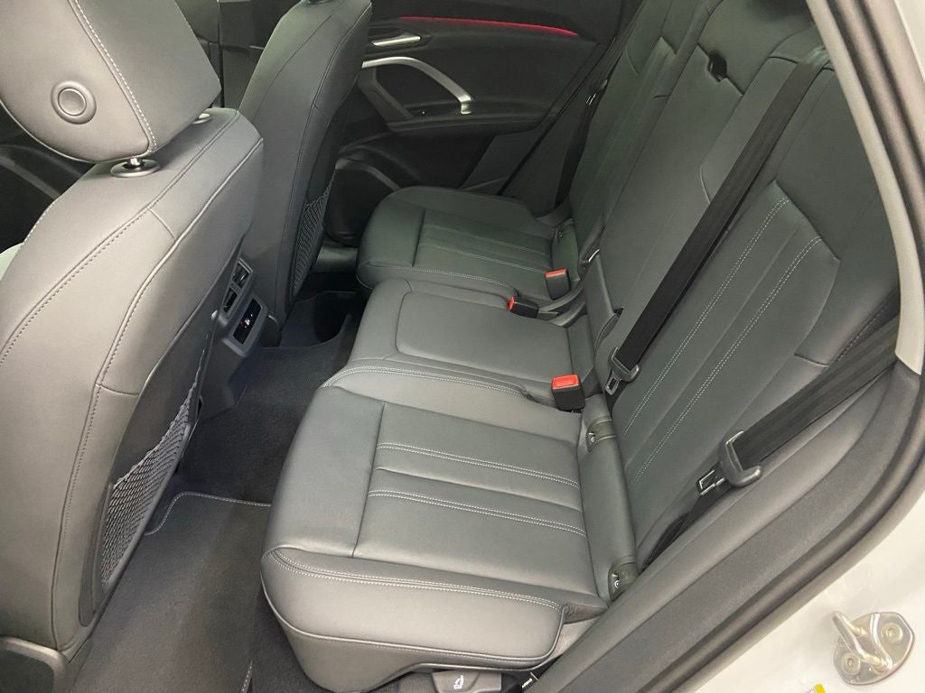 2026 Audi Q5 2.0T Premium Plus quattro