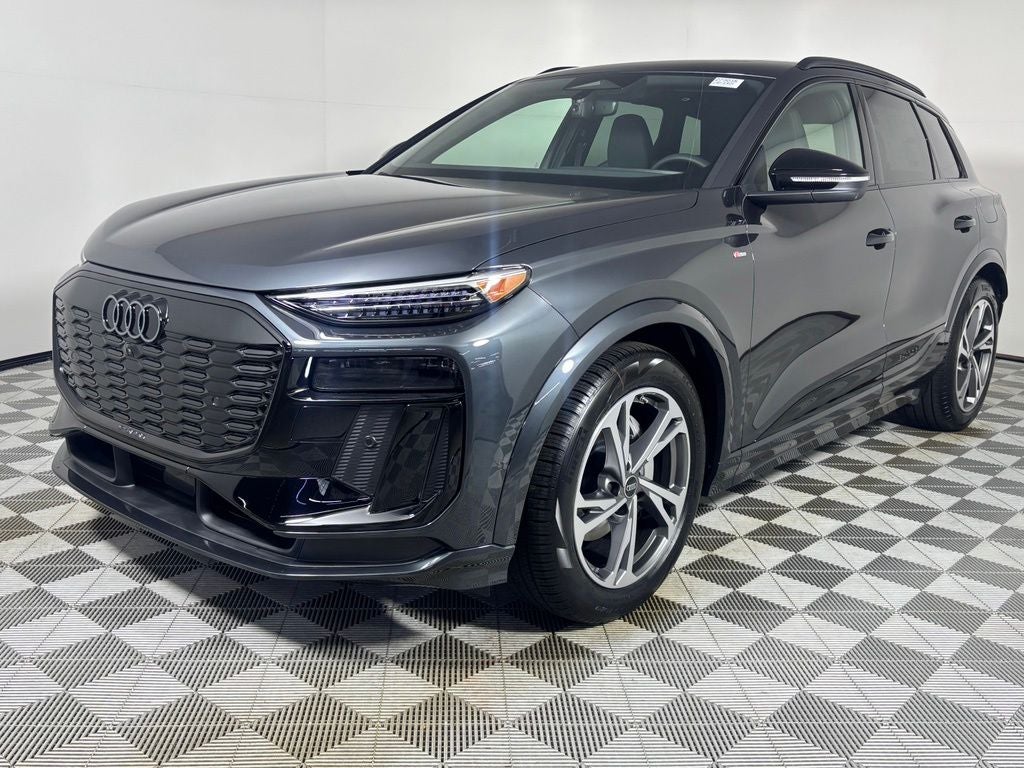 2027 Audi Q6 e-tron Prestige quattro