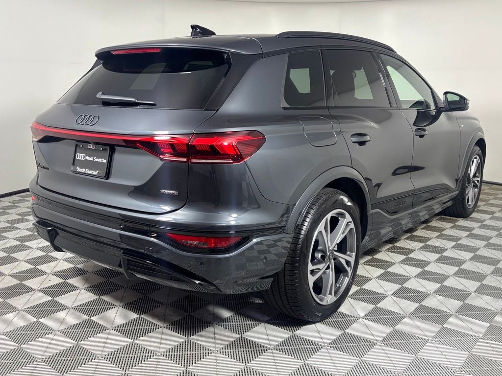 2027 Audi Q6 e-tron Prestige quattro