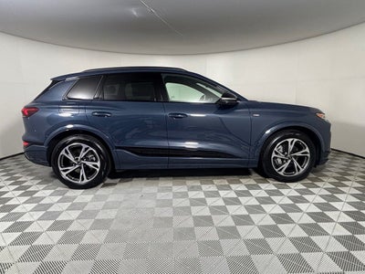 2027 Audi Q6 e-tron Prestige quattro