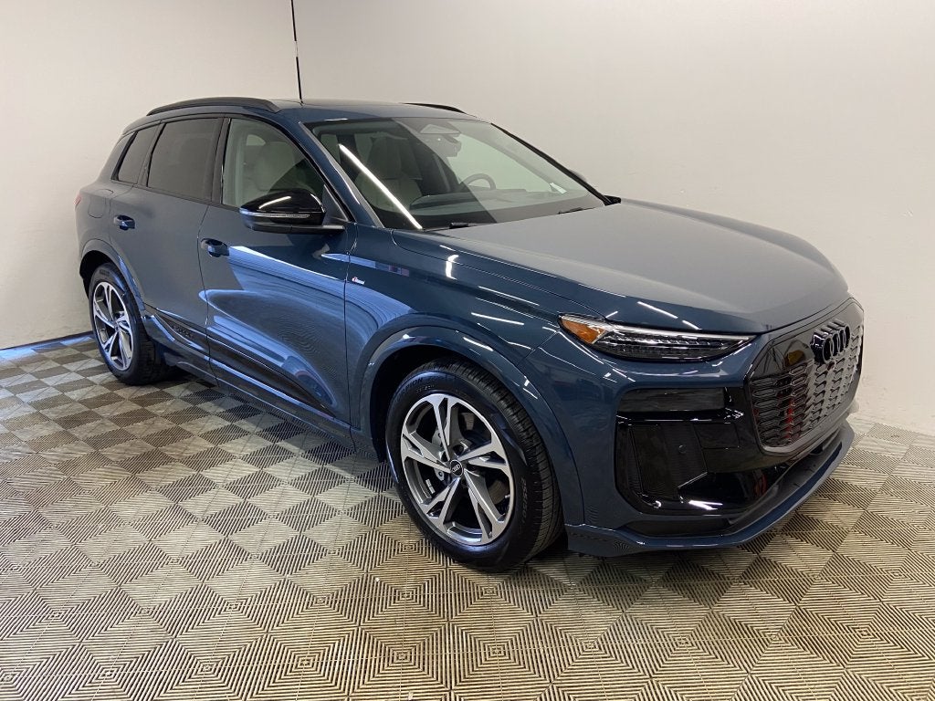 2027 Audi Q6 e-tron Prestige quattro