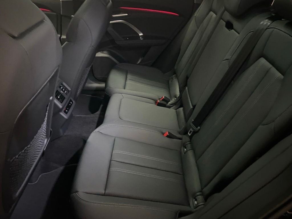 2026 Audi Q5 2.0T Prestige quattro