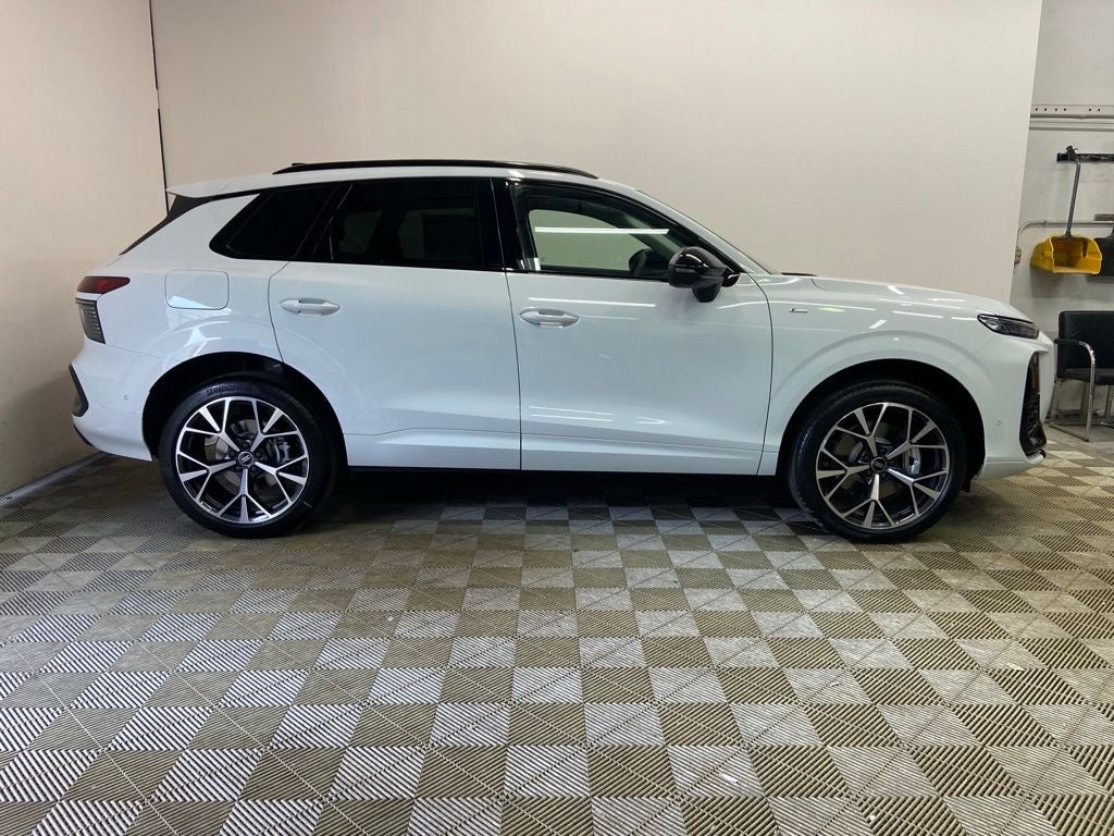 2026 Audi Q3 S line quattro