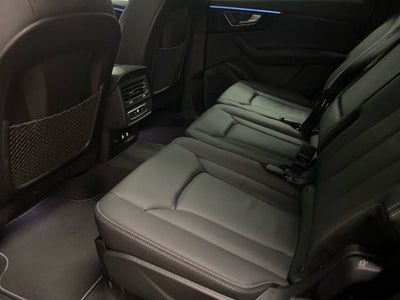 2026 Audi Q7 Premium