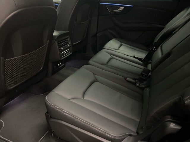 2026 Audi Q7 Premium