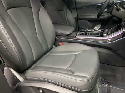 2026 Audi Q7 Premium