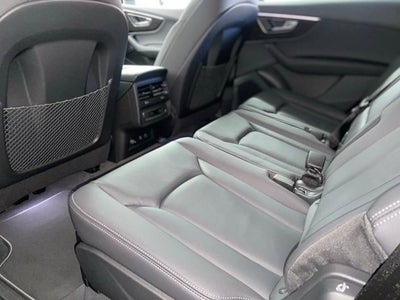 2026 Audi Q7 Premium