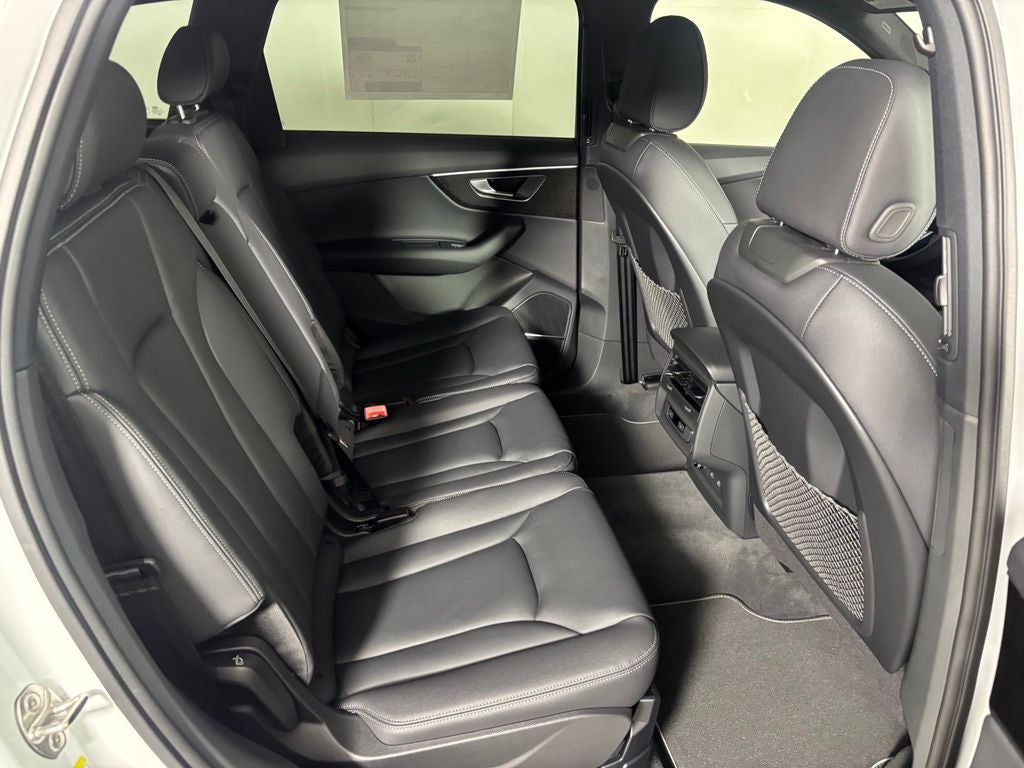 2026 Audi Q7 45 Premium quattro